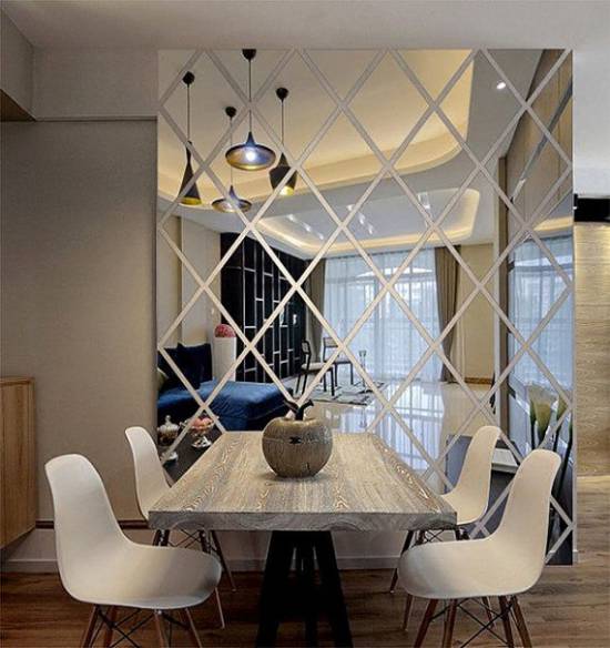 https://www.dhuaacrylic.com/uploads/acrylic-mirror-home-dector1.jpg